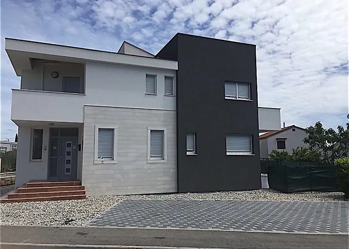 Peti Apartament Pula